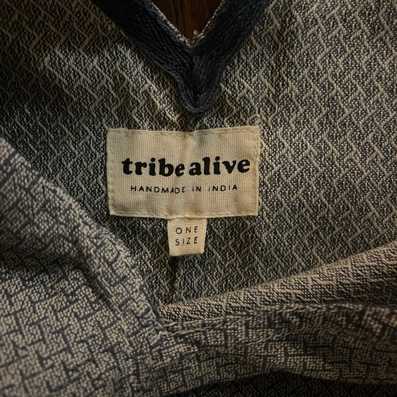 Tribe Alive Caftan Coverup - Picture 3 of 6
